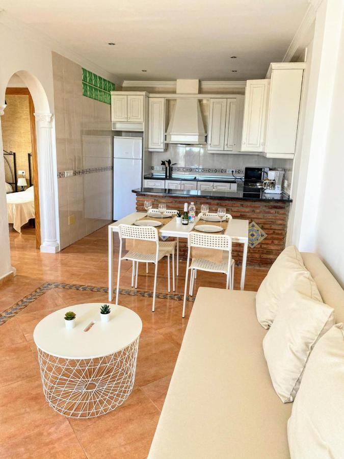 Ferienwohnung Apartamento Rio Adelfas Benajarafe Exterior foto